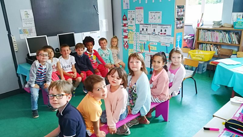 Les Grandes sections découvrent la classe de CP