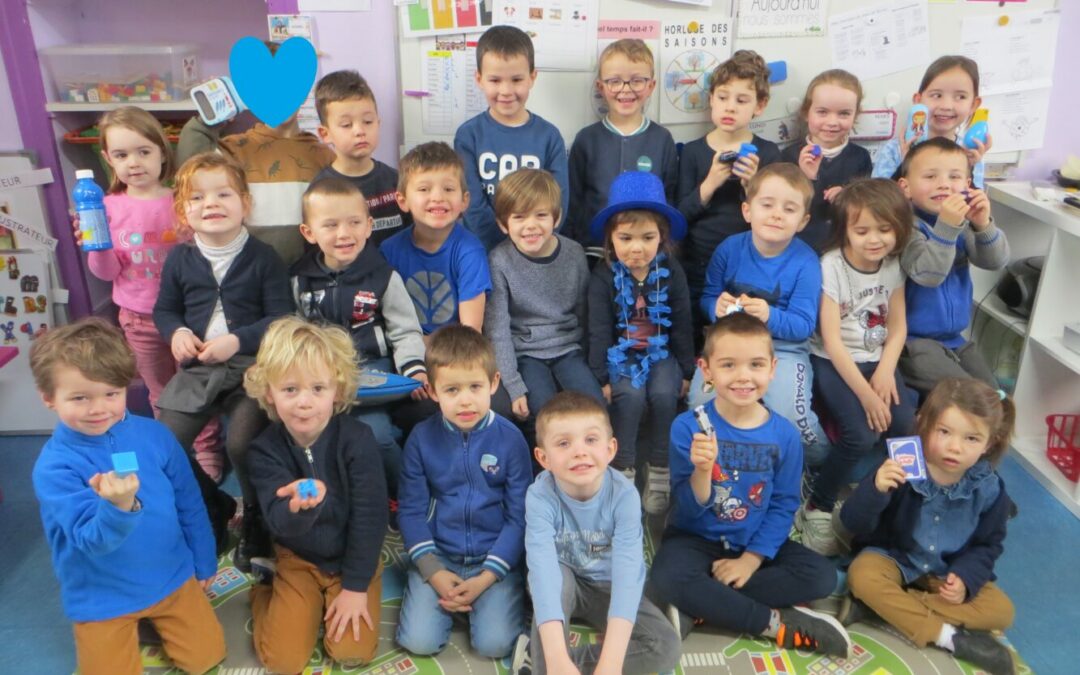 Journée bleue en maternelle